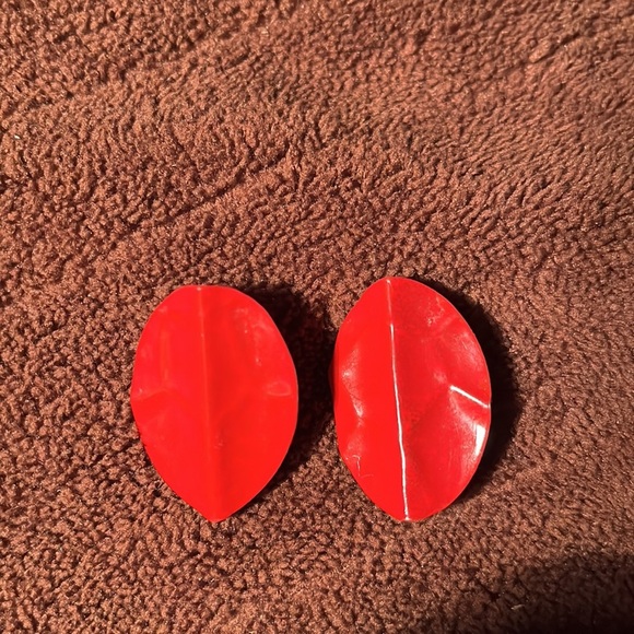 Vintage reds and rhinestones clip on earrings three pairs - Picture 4 of 5